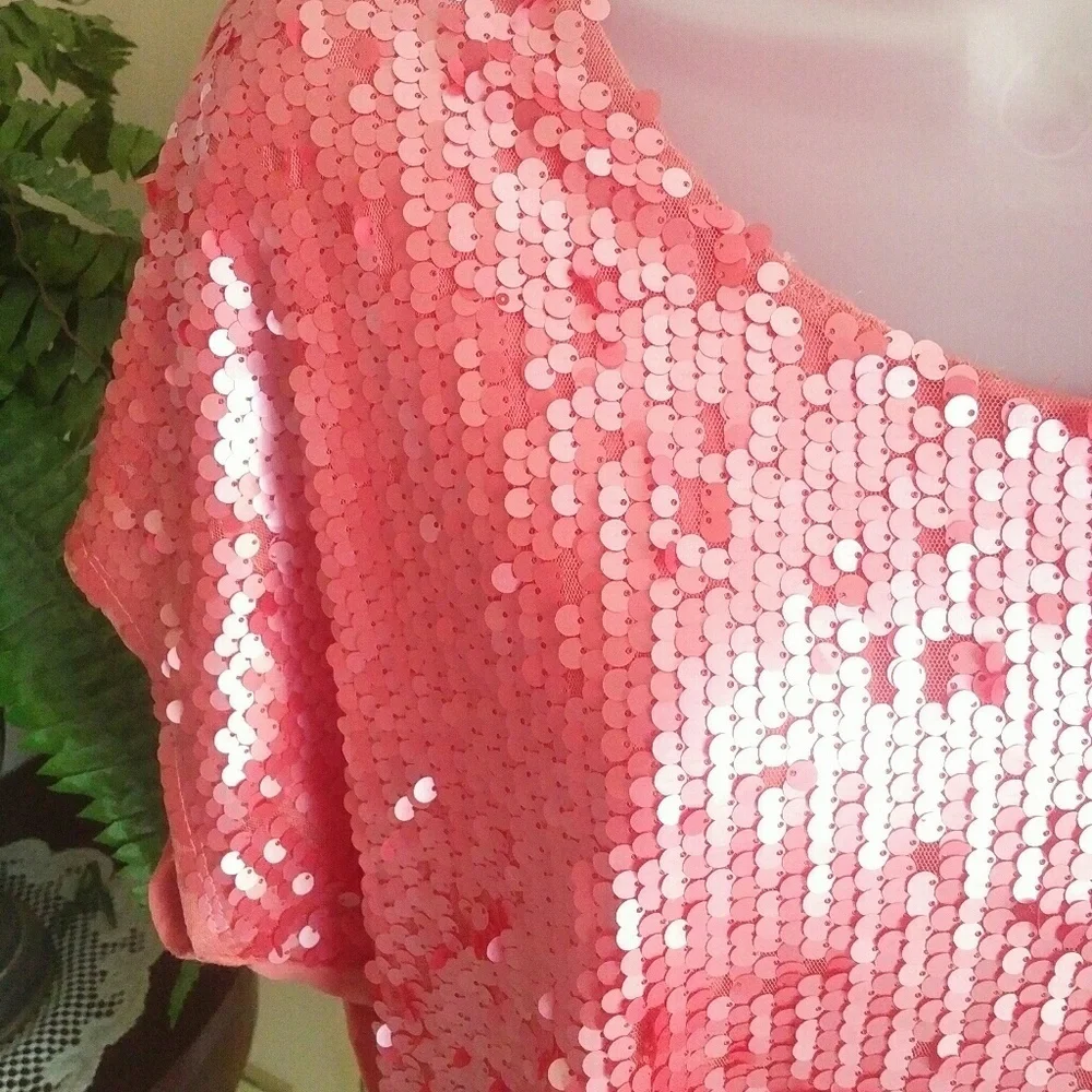 Spectacular Coral Pink Sequined Top NWT S/M